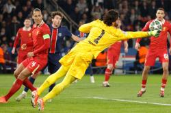 华体会官方-包含利物浦遭遇黯淡，错失晋级欧冠16强良机的词条