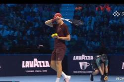 华体会官网-ATP总决赛翻盘法网，兹维列夫扛起全队