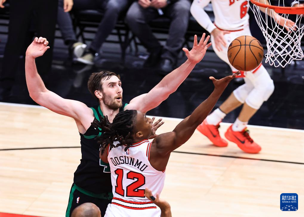 公牛惊险击败凯尔特人