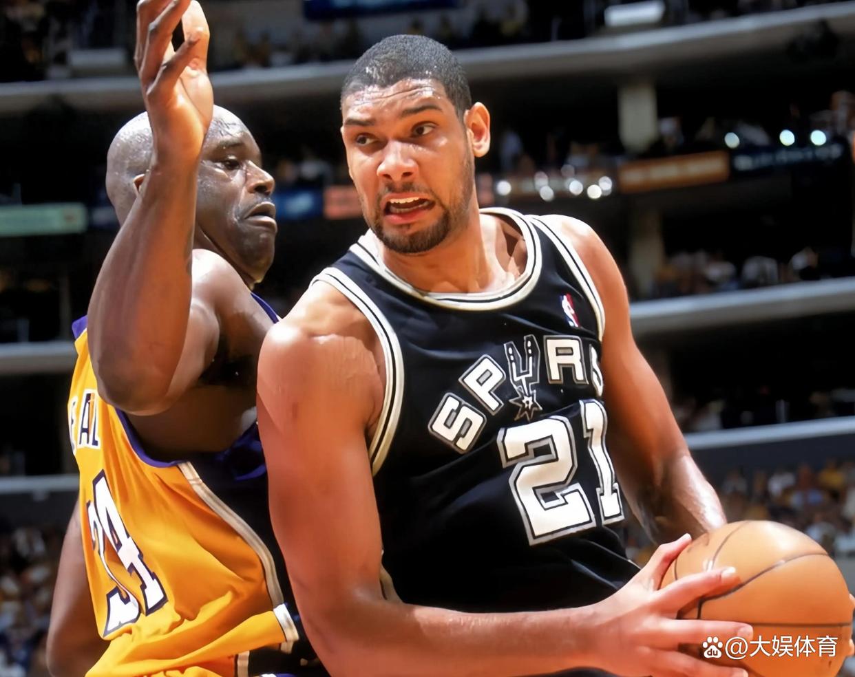 马刺大胜骑士,帕克砍24分 马刺大胜骑士,帕克砍24分