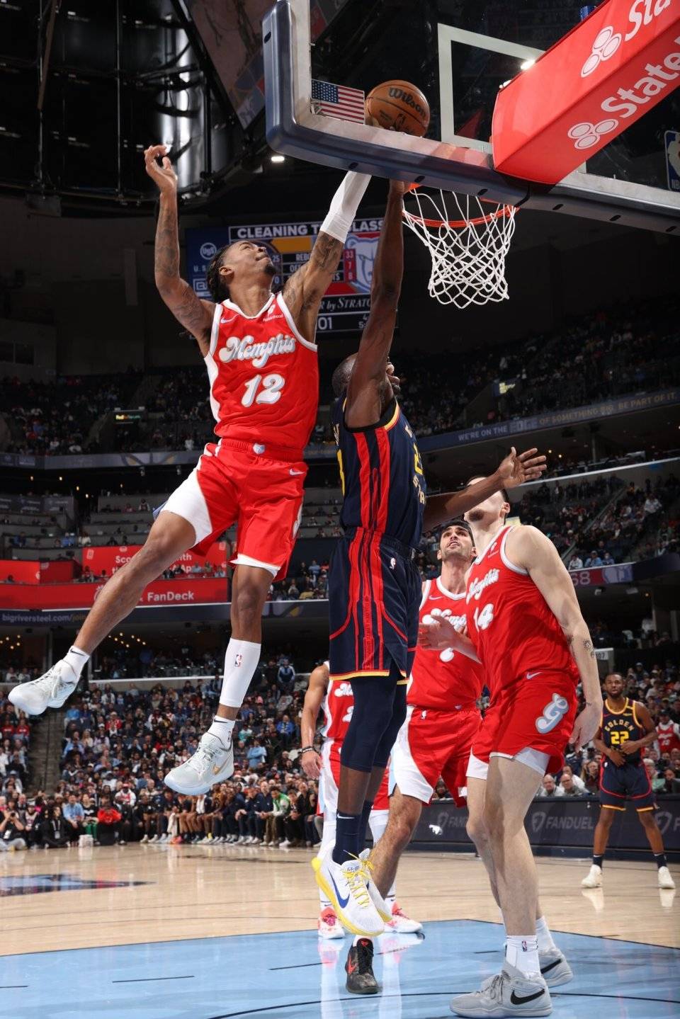 勇士惨遭灰熊逆转，库里独木难支