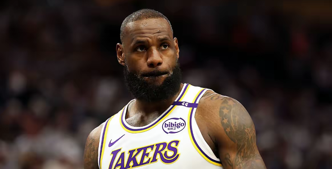 詹姆斯超越积分纪录，创造联盟新纪录成为历史第三