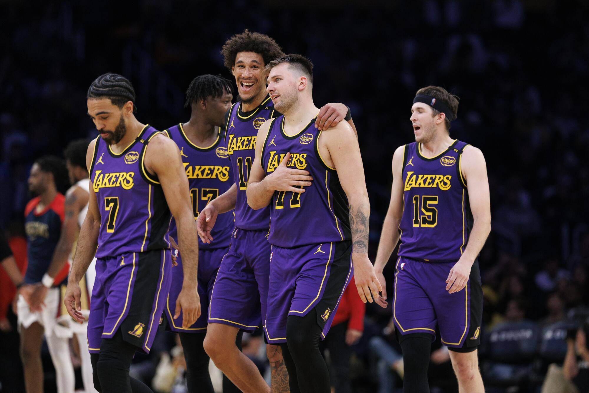 湖人胜灰熊，保持主场优势