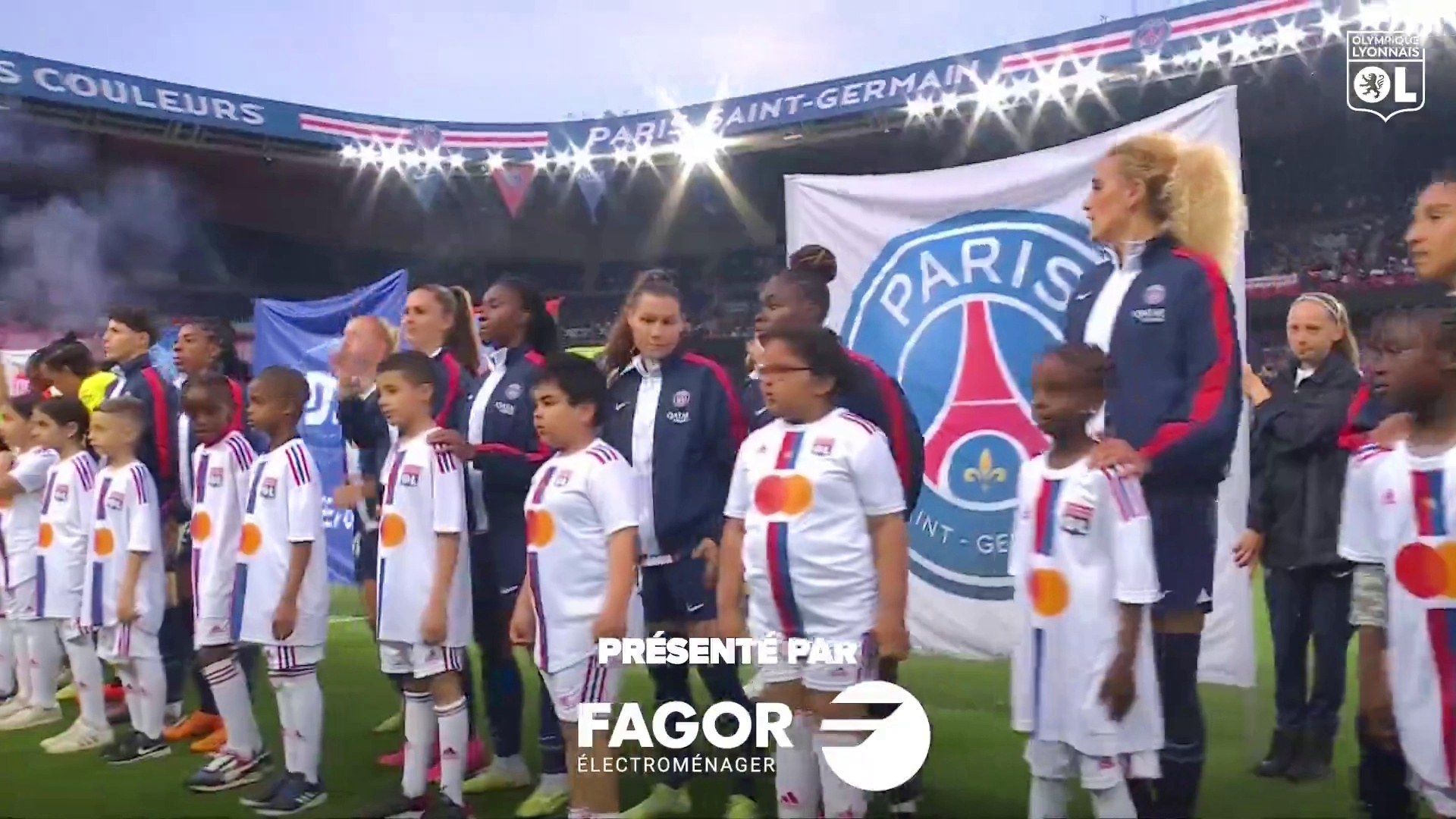 里昂客场大胜，巴黎圣日耳曼陷入泥潭