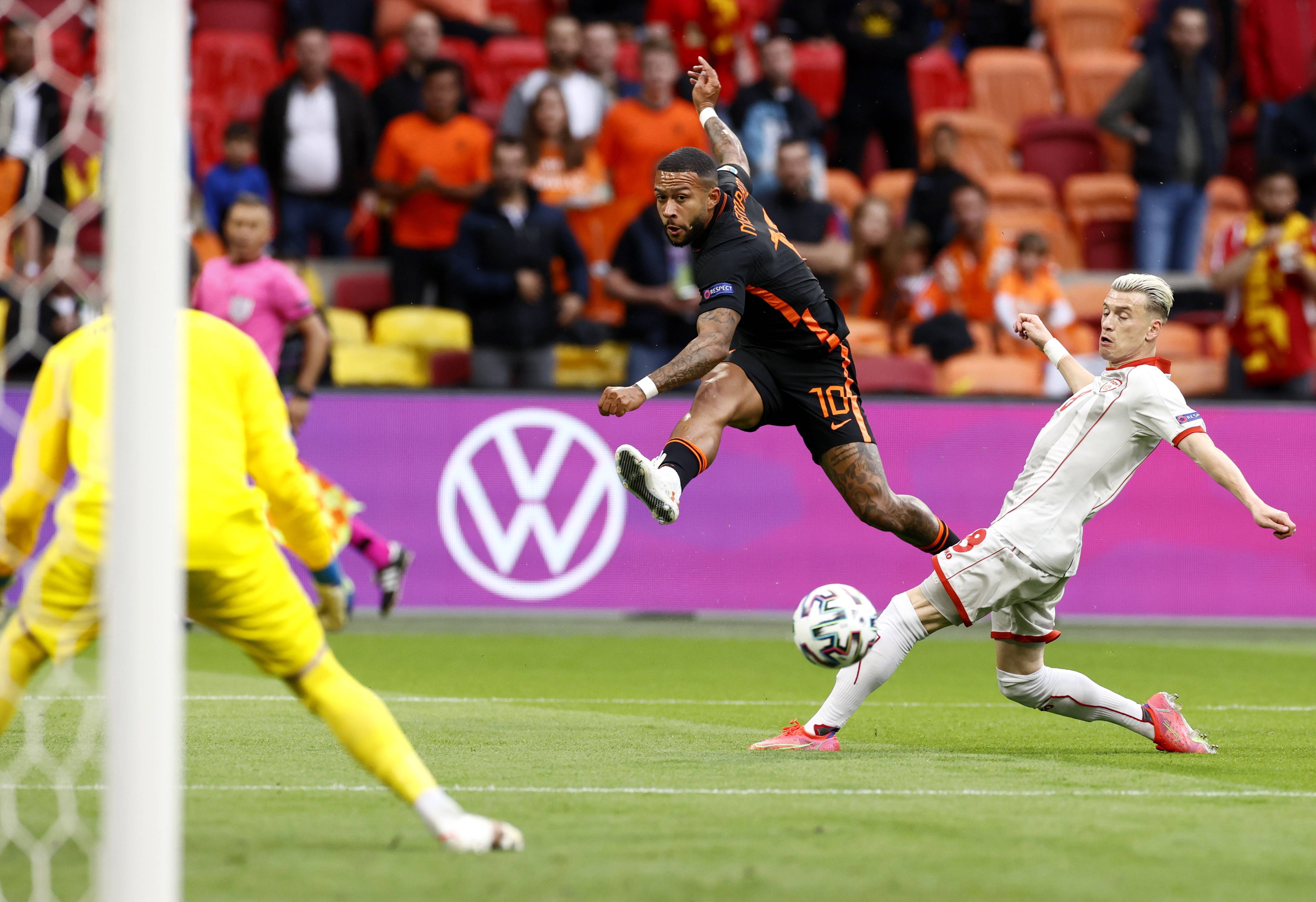 欧洲足球俱乐部比赛的精彩瞬间 欧洲足球俱乐部比赛的精彩瞬间