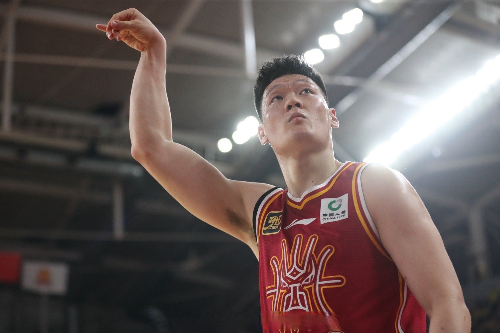 山西汾酒球员展现团队精神，逐渐崛起