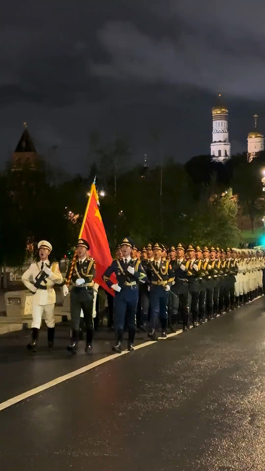 俄罗斯队在与斯洛文尼亚的比赛中赢得了胜利 俄罗斯队在与斯洛文尼亚的比赛中赢得了胜利