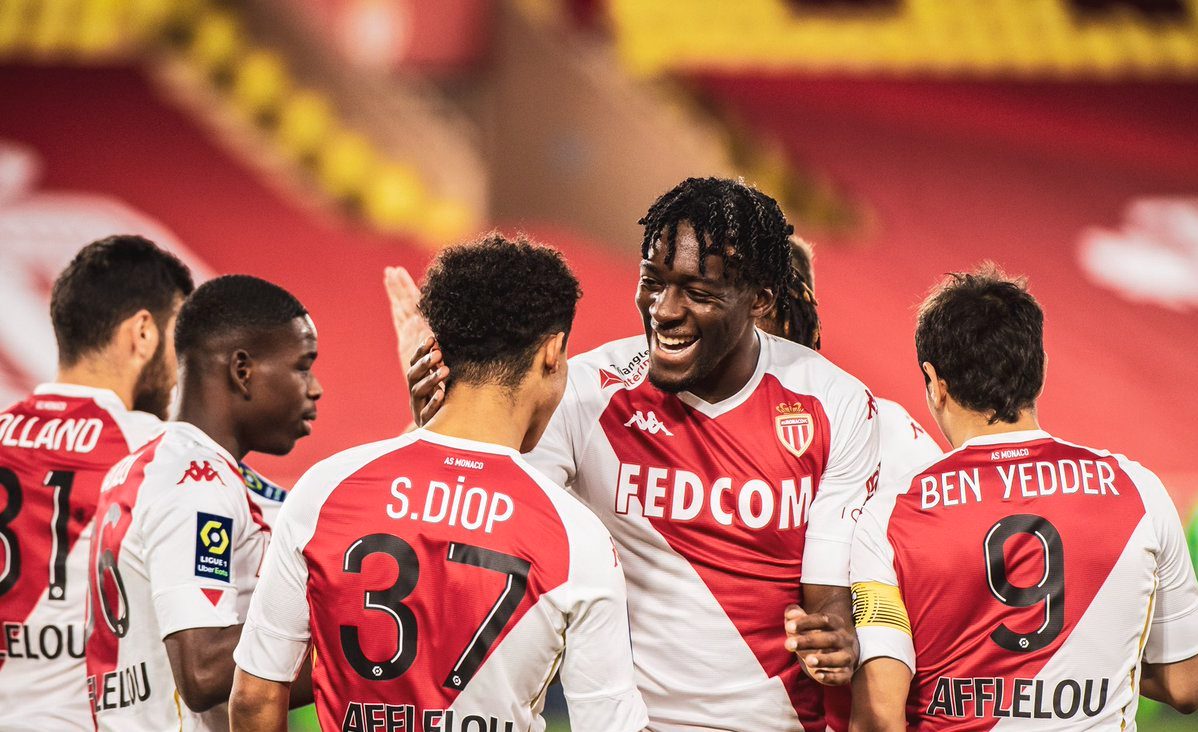 南特主场不敌对手,战绩难有改善 南特主场不敌对手,战绩难有改善